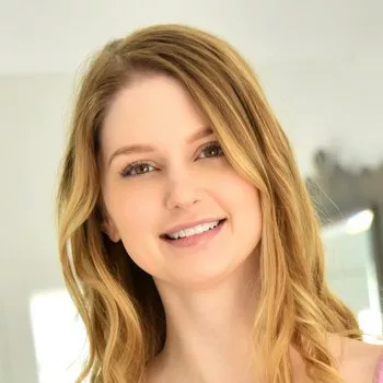 Порнозвезда Bunny Colby